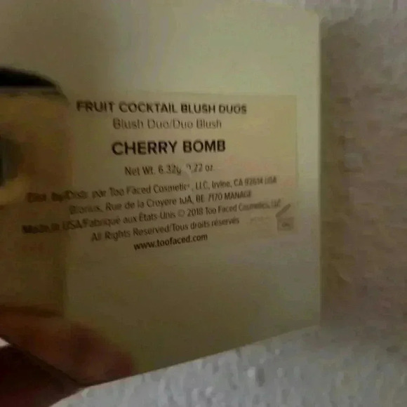 Too Faced highlight and blush palette Bundle - Picture 3 of 7